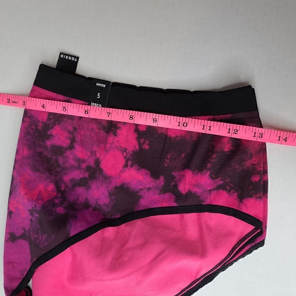 5X 28W Torrid Pink Tiedye Hipster Panty Goth Seamless Knit Stretch Slimming mid - Picture 7 of 7
